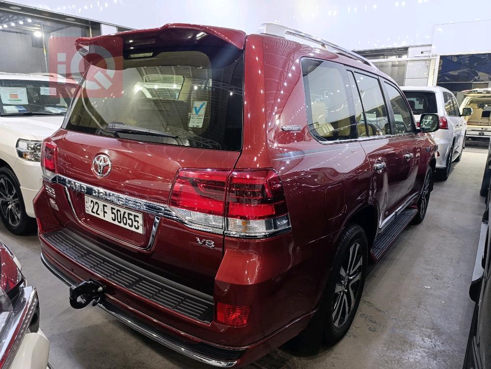 تويوتا لاندكروزر